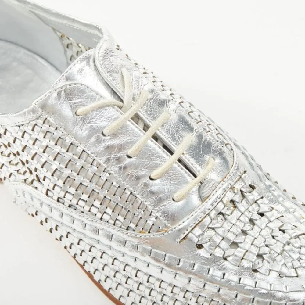 CHANEL 2016 interlocking CC metallic silver woven leather oxford EU39 US9
